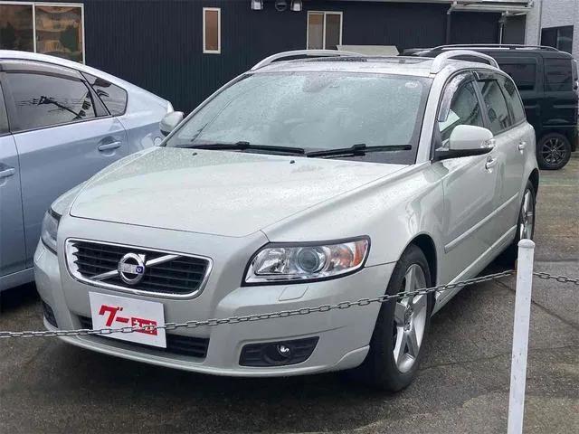 Volvo V50 2012 из Японии — купить под ключ