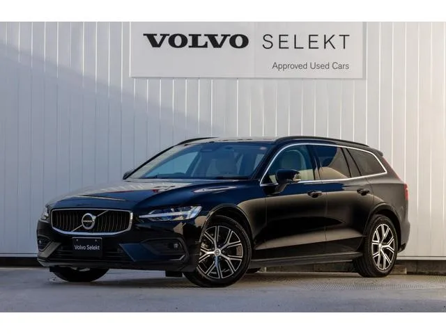 Volvo V60 2023 из Японии — купить под ключ