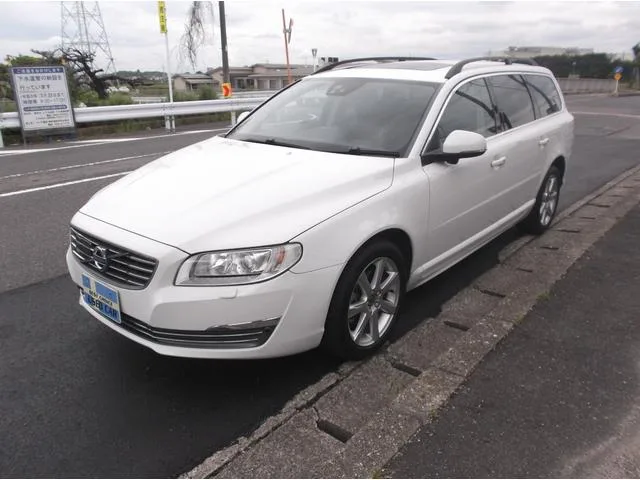 Volvo V70 2017 из Японии — купить под ключ