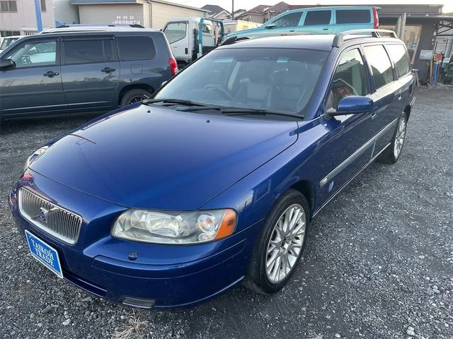 Volvo V70 2005 из Японии — купить под ключ