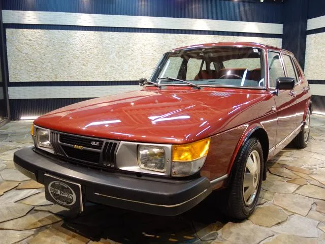 Saab 900 SERIES 1981 из Японии — купить под ключ