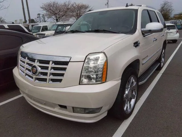 Cadillac CADILLAC ESCALADE 2010 из Японии — купить под ключ