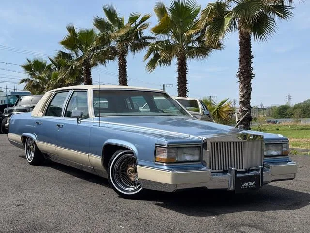 Cadillac CADILLAC FLEETWOOD 2001 из Японии — купить под ключ