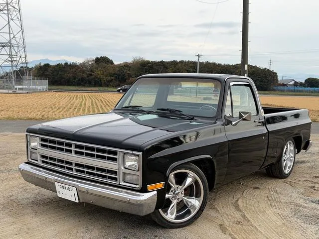 Chevrolet CHEVROLET C-10 1985 из Японии — купить под ключ