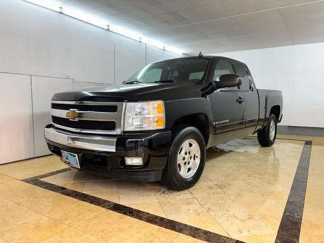 Chevrolet CHEVROLET SILVERADO 2007 из Японии — купить под ключ
