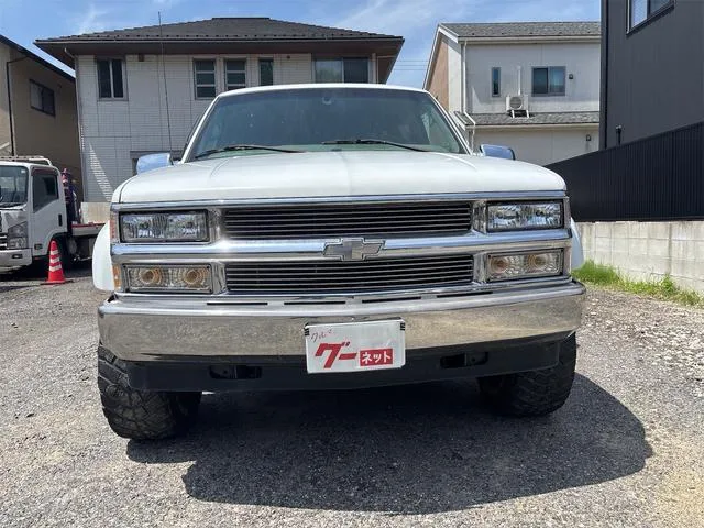 Chevrolet CHEVROLET SUBURBAN 2001 из Японии — купить под ключ