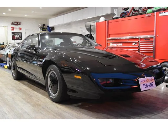 Pontiac PONTIAC FIREBIRD 1992 из Японии — купить под ключ