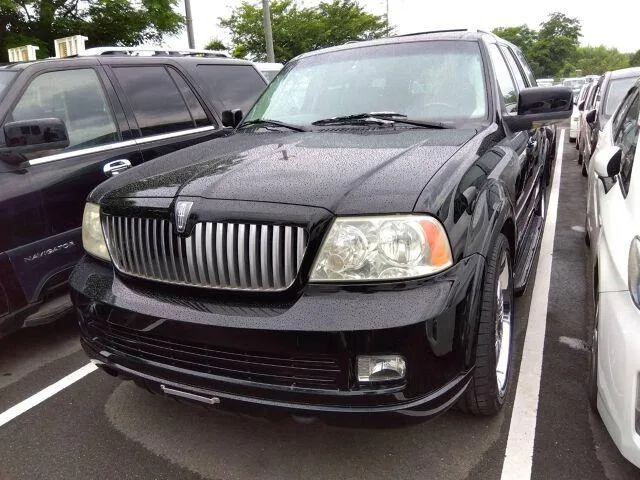 Lincoln LINCOLN NAVIGATOR 2010 из Японии — купить под ключ