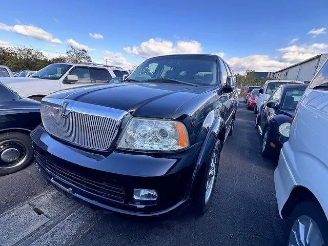 Lincoln LINCOLN NAVIGATOR 2005 из Японии — купить под ключ