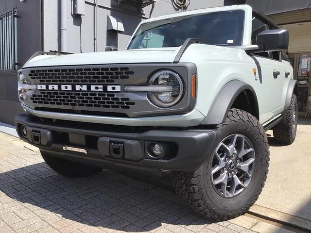 Ford BRONCO 2024 из Японии — купить под ключ