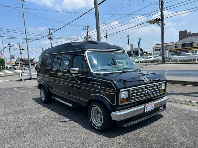 Ford ECONOLINE 1990 из Японии — купить под ключ