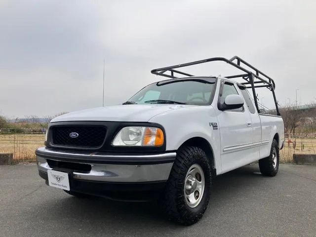 Ford F-150 2006 из Японии — купить под ключ