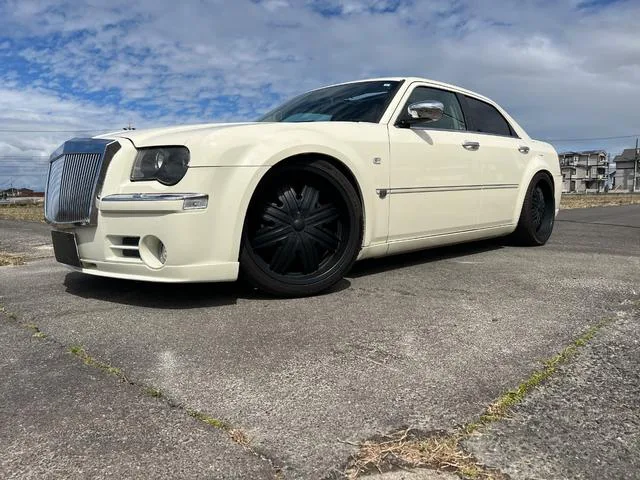 Chrysler CHRYSLER 300C 2006 из Японии — купить под ключ