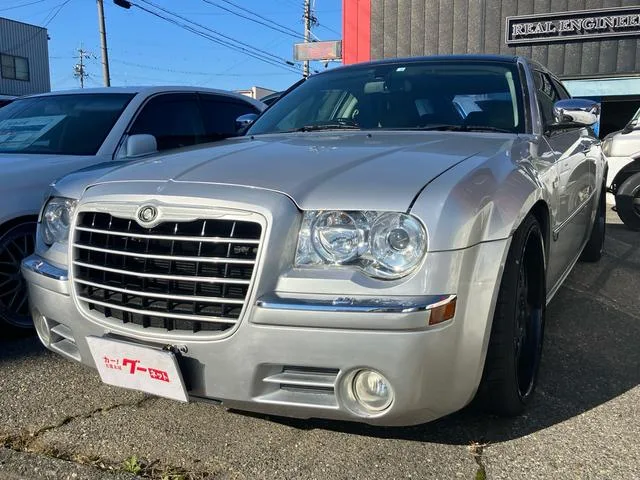 Chrysler CHRYSLER 300C 2006 из Японии — купить под ключ