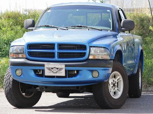 Dodge DODGE DAKOTA 2000 из Японии — купить под ключ
