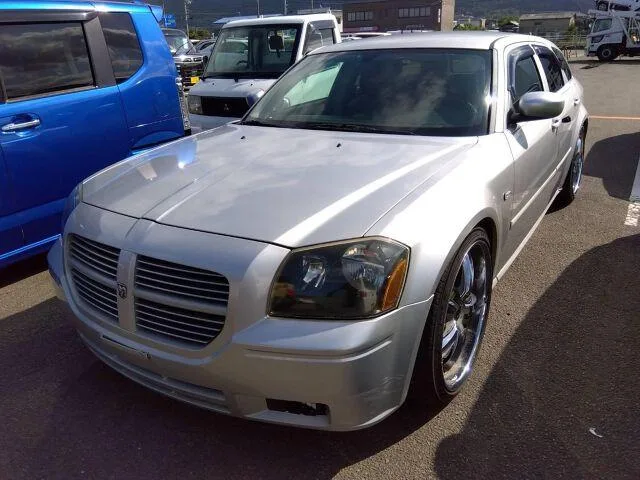 Dodge DODGE MAGNUM 2010 из Японии — купить под ключ