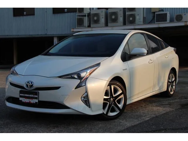 America Toyota PRIUS 2018 из Японии — купить под ключ