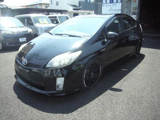 America Toyota PRIUS 2010 из Японии — купить под ключ