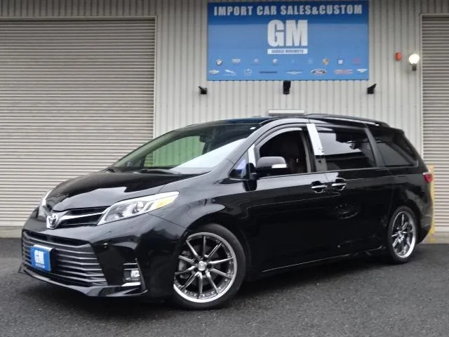America Toyota SIENNA 2019 из Японии — купить под ключ