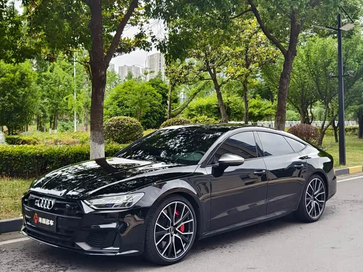 Audi S7 2023 из Китая — купить под ключ