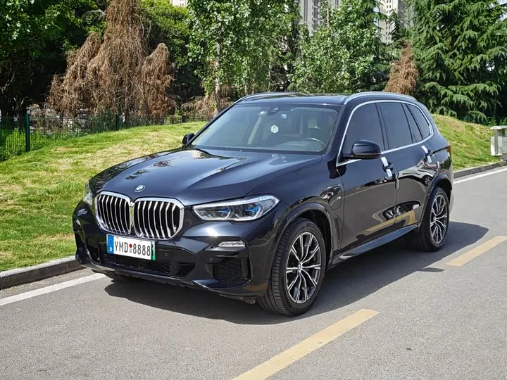 BMW X5 Hybrid 2021 из Китая — купить под ключ