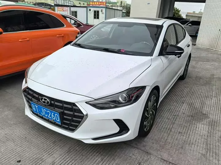 Hyundai Elantra 2021 из Китая — купить под ключ