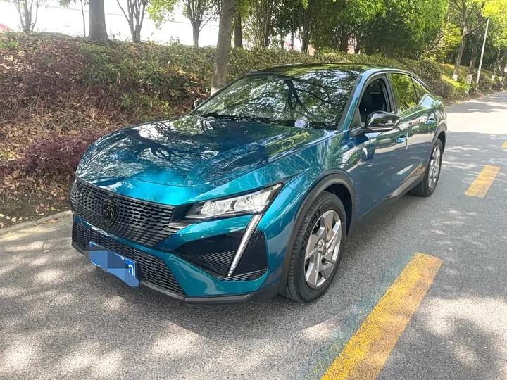 Peugeot 408X 2023 из Китая — купить под ключ