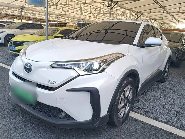 Toyota C-HR EV 2022 из Китая — купить под ключ