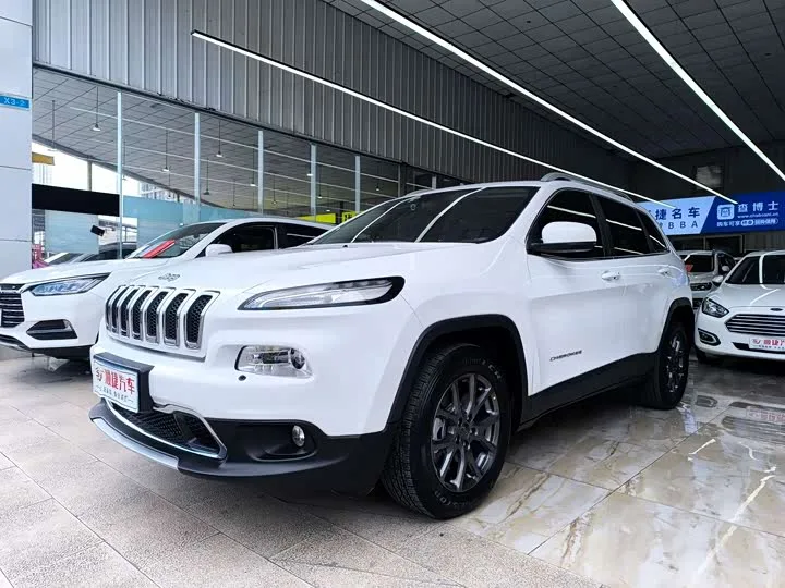Jeep Cherokee 2021 из Китая — купить под ключ