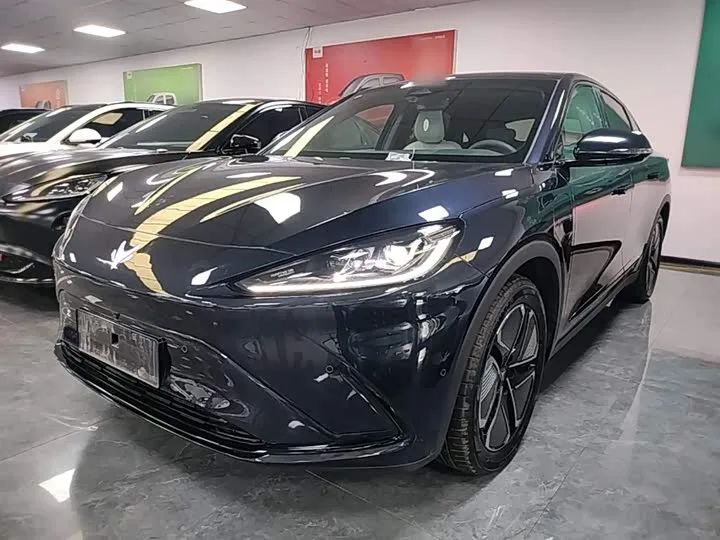 BAIC Arcfox Alpha S6 2025 из Китая — купить под ключ