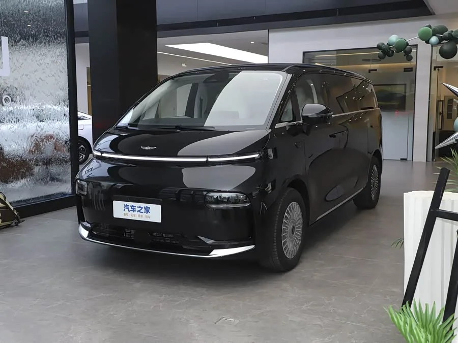 Geely Galaxy L380 2026 из Китая — купить под ключ