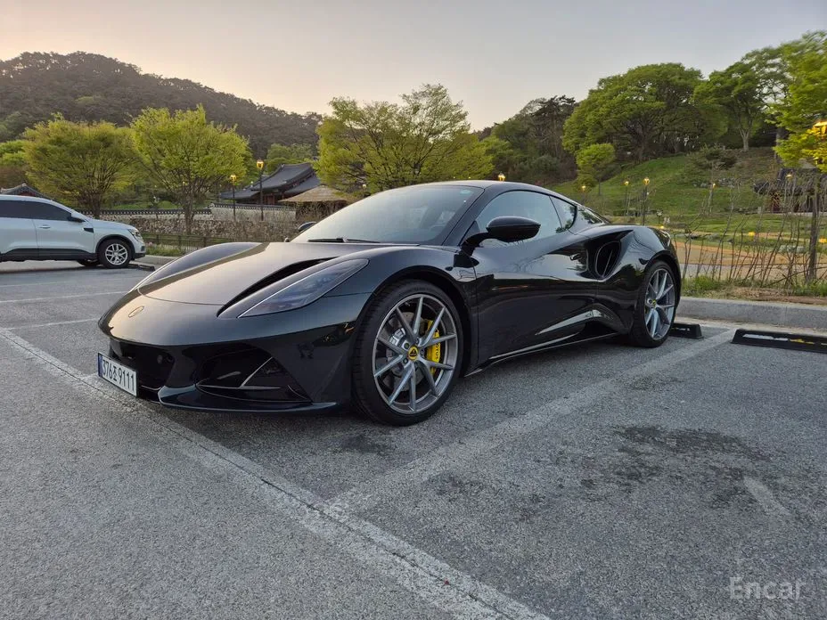 Lotus Emira 2024 из Кореи — купить под ключ
