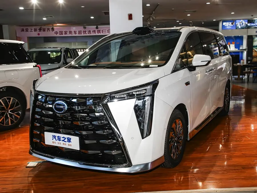 GAC Trumpchi M8 Hybrid 2026 из Китая — купить под ключ