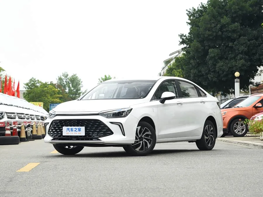 Beijing U5 Plus 2026 из Китая — купить под ключ