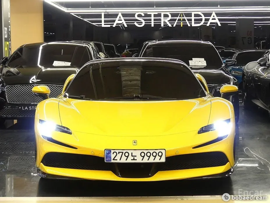 Ferrari SF90 2023 из Кореи — купить под ключ