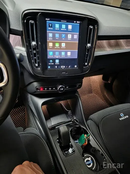 Volvo C40 2023 из Кореи — купить под ключ