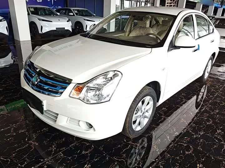 Dongfeng Junfeng E11K 2022 из Китая — купить под ключ