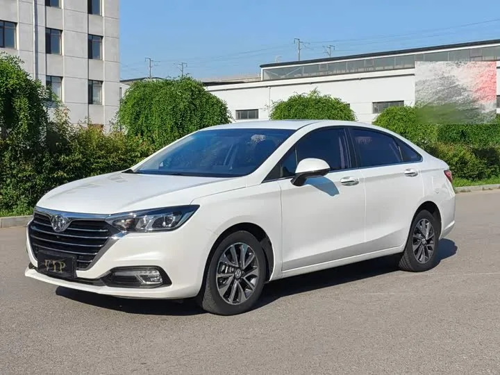 Beijing Senova D50 2022 из Китая — купить под ключ
