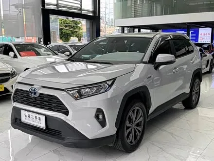 Toyota RAV4 Hybrid 2024 из Китая — купить под ключ