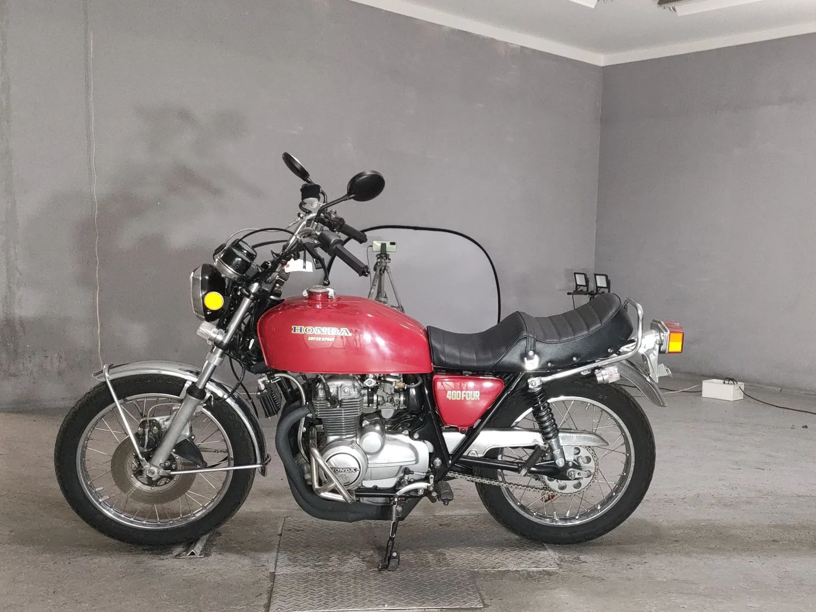 Honda CB400 с аукциона JBA, кадр 2