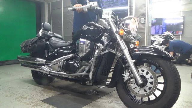 Suzuki INTRUDER 400 CLASSIC 2011 года из Японии