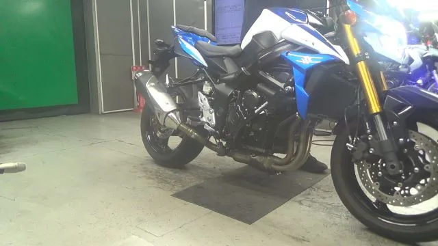 Suzuki GSR750A с аукциона BDS, кадр 1