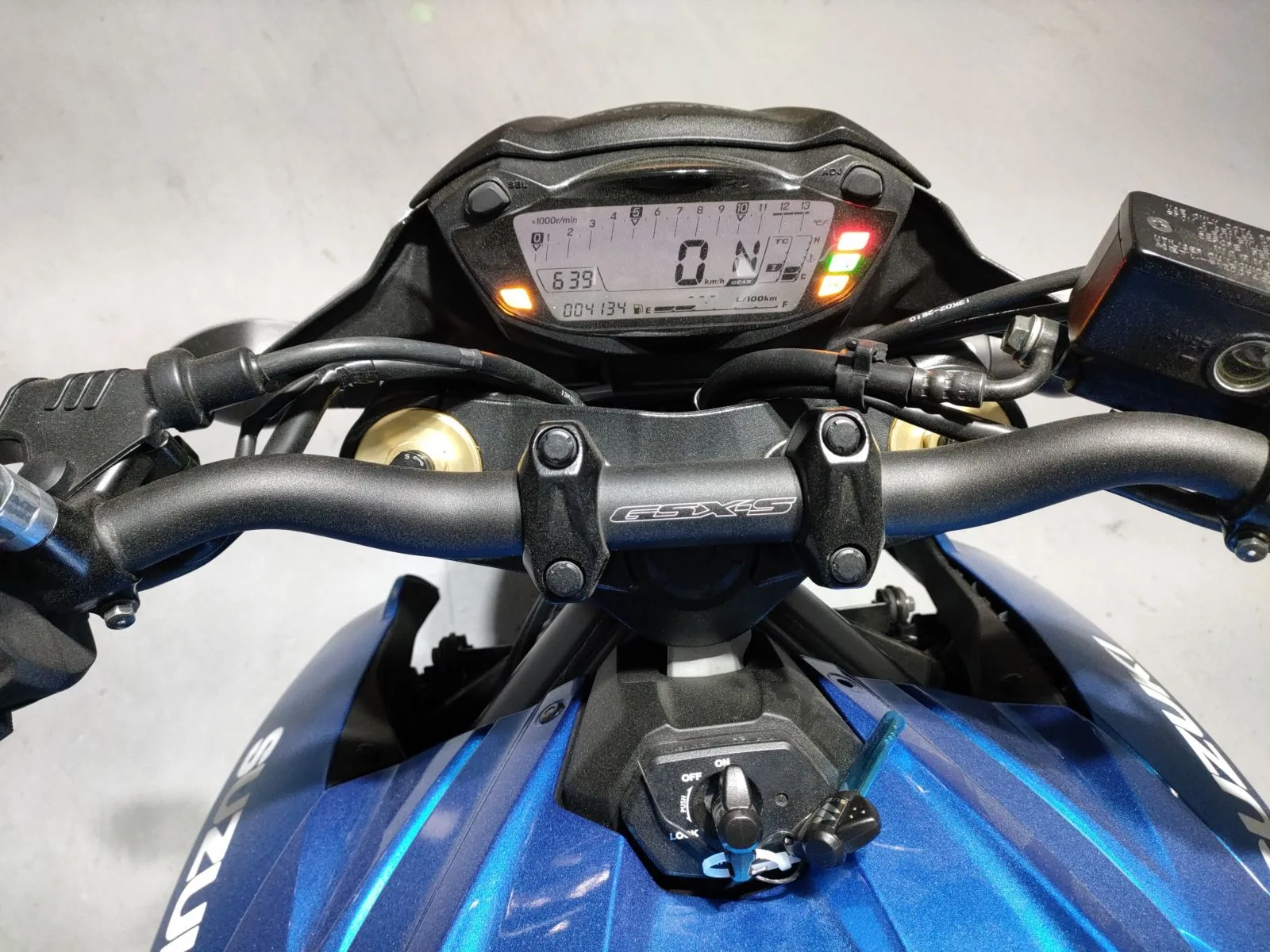 Suzuki GSX-S750 с аукциона JBA, кадр 5