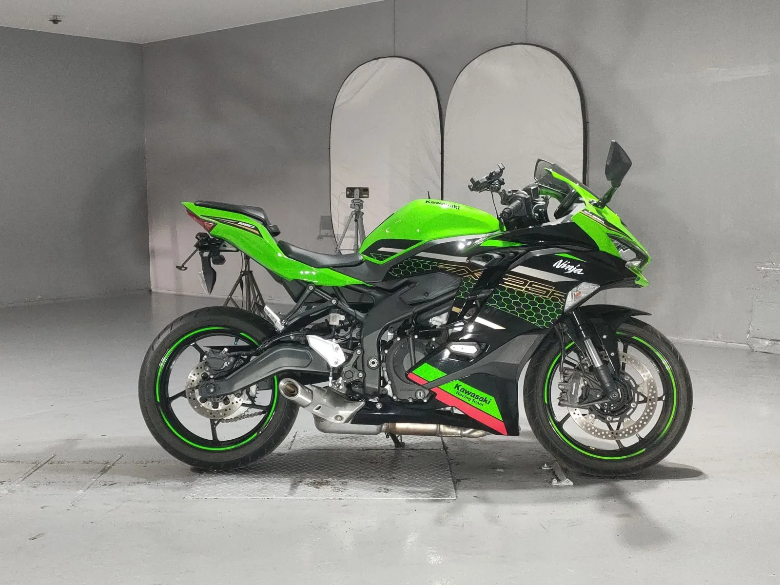 Kawasaki NINJA ZX-25R SE с аукциона JBA, кадр 1
