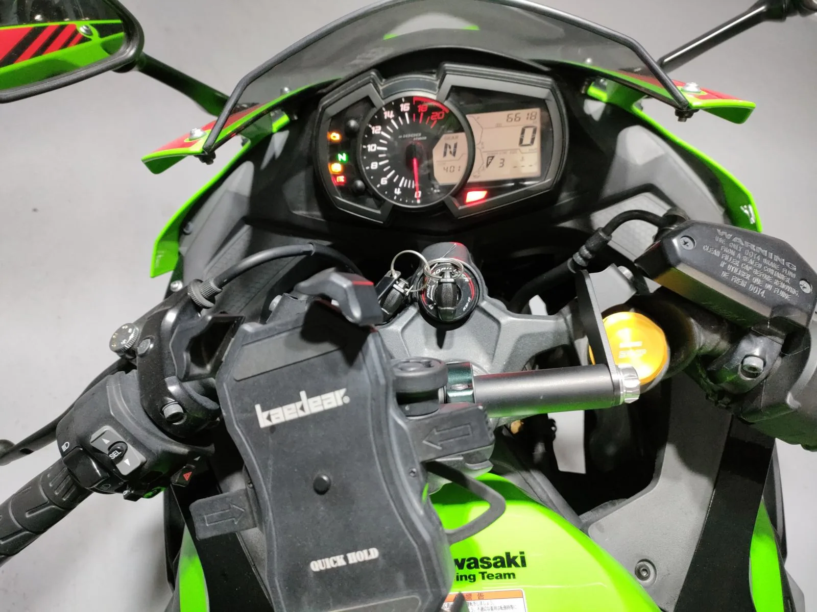 Kawasaki NINJA ZX-25R SE с аукциона JBA, кадр 5