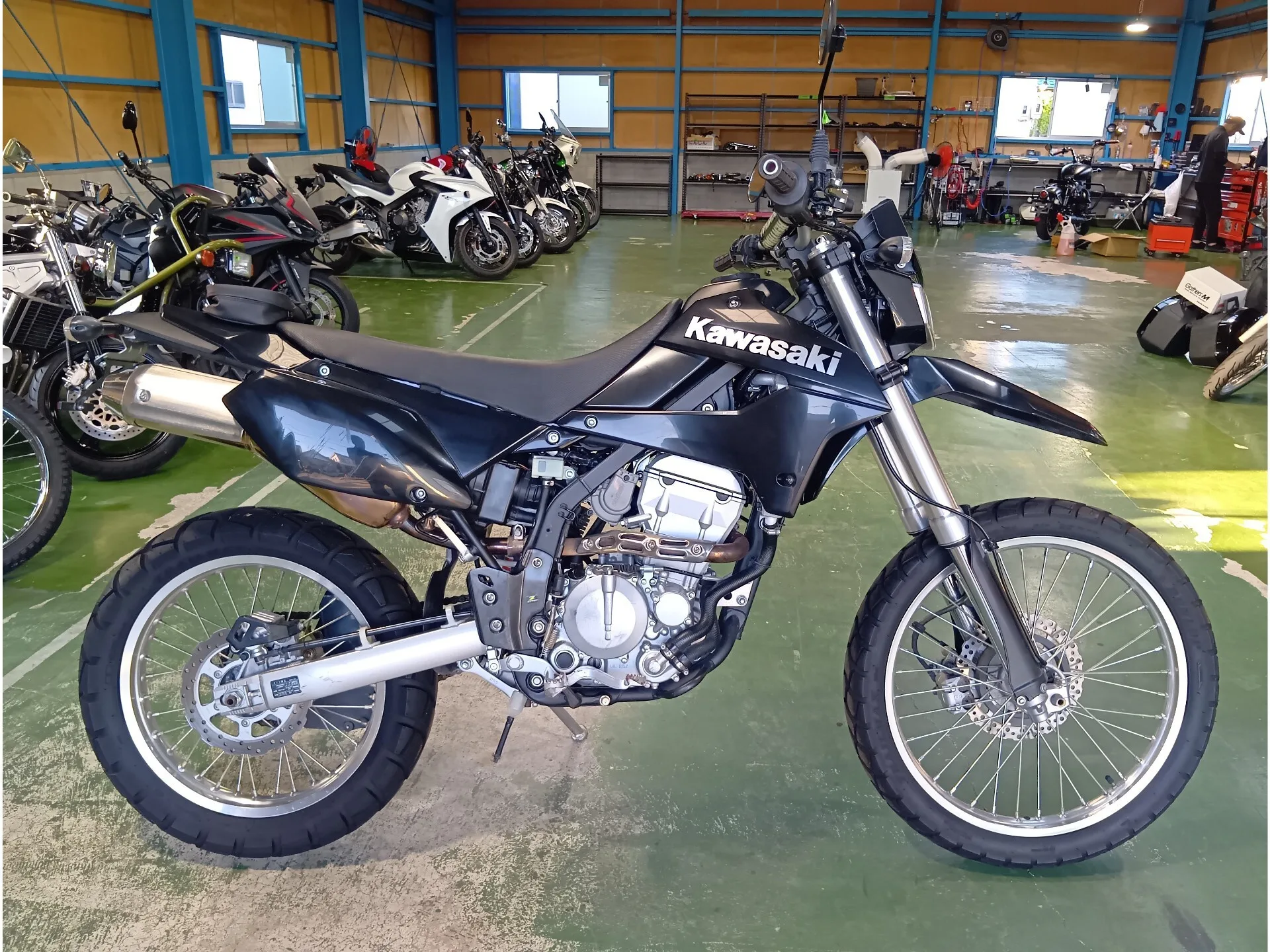 Kawasaki KLX250 года из Японии