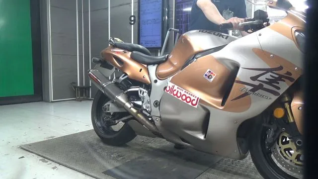 Suzuki GSX1300R HAYABUSA 1999 года из Японии