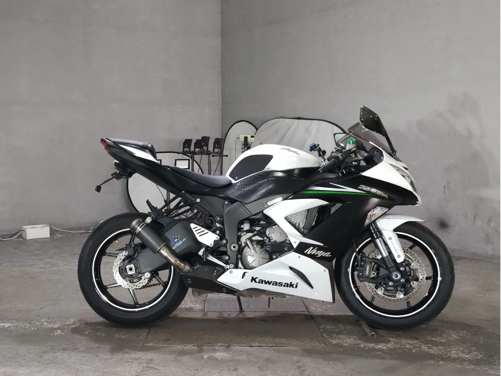 Kawasaki ZX-6R 2015 года из Японии
