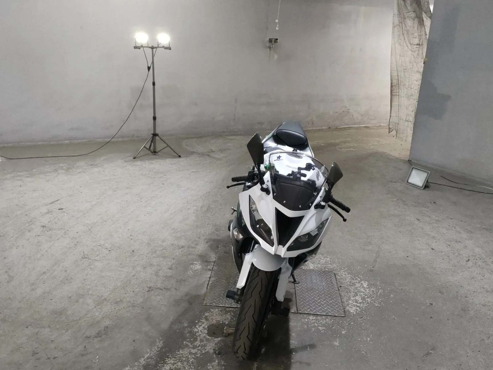 Kawasaki ZX-6R с аукциона JBA, кадр 3