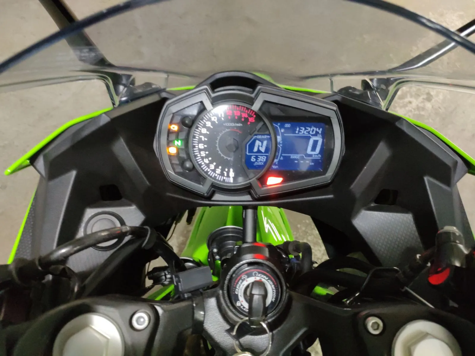 Kawasaki NINJA400 с аукциона JBA, кадр 5
